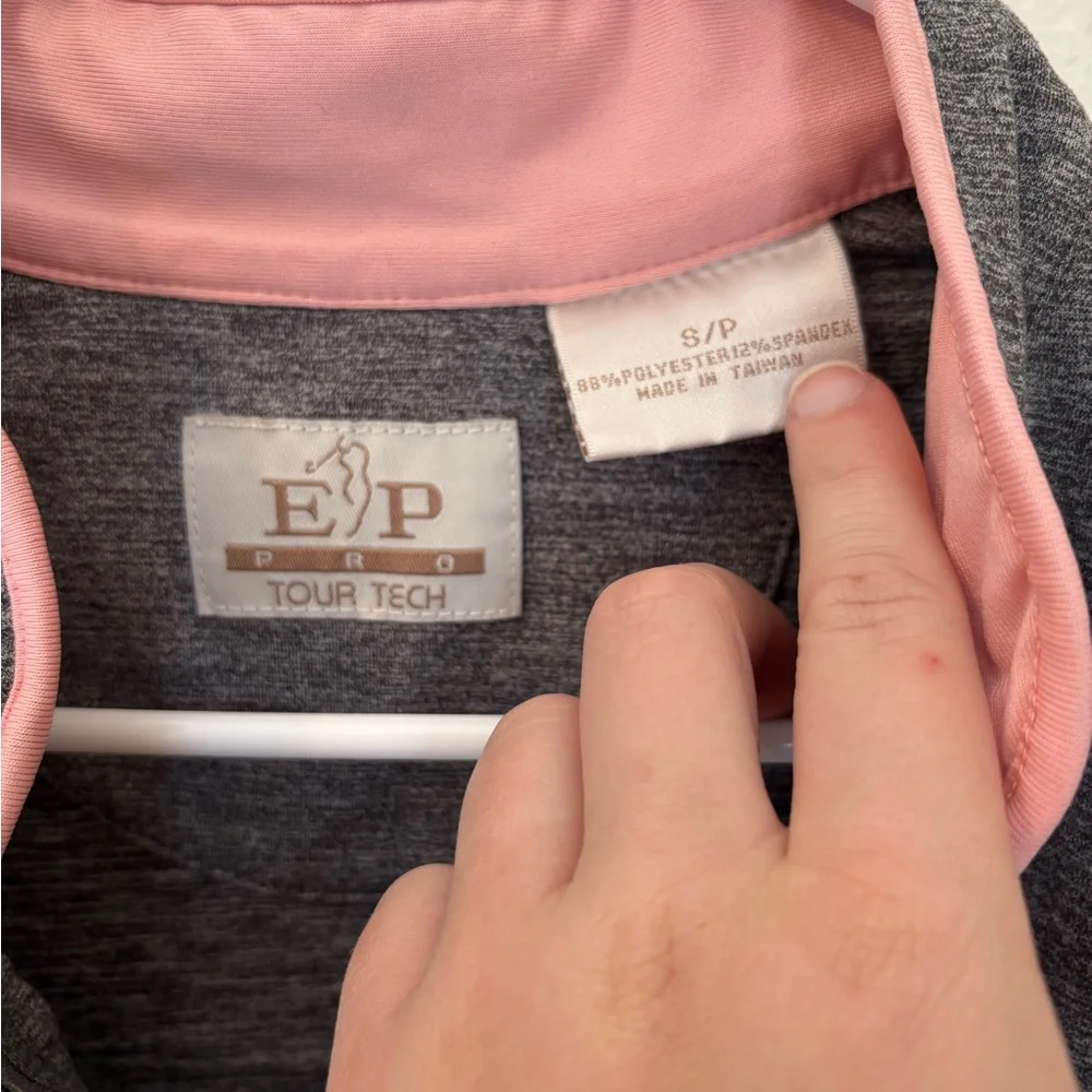 EP Pro Women’s Tennis Golf Gray and Pink Quarter-Zip Pullover - Picture 2 of 4